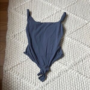Skim’s Dusty Blue fits everybody square neck body suit small